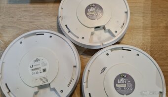 Unifi security gateway + Cloud Key + 3x AP - 5