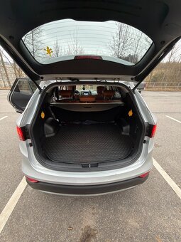 Hyundai Santa Fe - 5