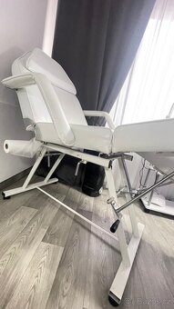 Pedikérské křeslo. - 5