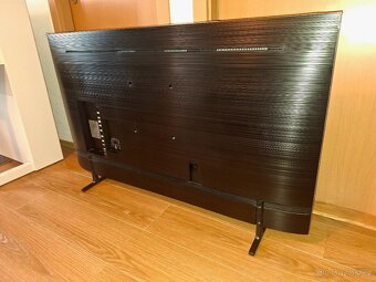 Samsung 4K 55" - UE55RU8002 - 5