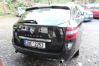 Renault Laguna - 5