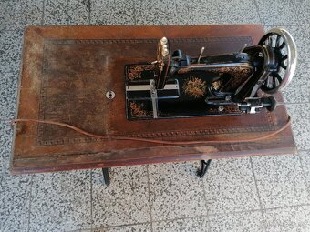 šicí stroj Singer - 5