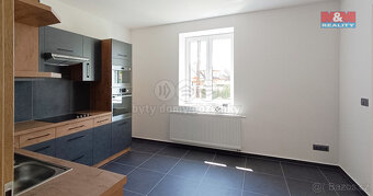 Pronájem rodinného domu, 4+1, 125 m2, pozemek 385 m2, Beroun - 5