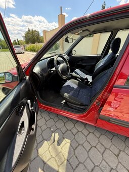 Citroen Saxo 1.0 benz. 37kw 2000 - 5