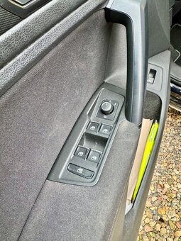 VW TIGUAN 2,0 TDi 110Kw 4 Motion - 5