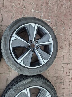 Kompletní kola zimní CUPRA 18" - 5