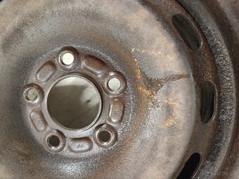 Plechové disky R15 Ford 2004 - 5