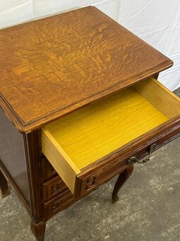 Francouzská komoda s čtyřmi zásuvky (134010) - 5