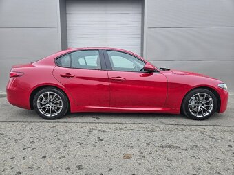 Giulia 2.0 TB 147 kW - 5