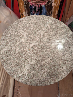 Мramorový stůl - 5