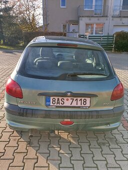 Peugeot 206 - 5