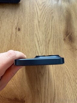 iPhone 15 Pro 256gb - 5