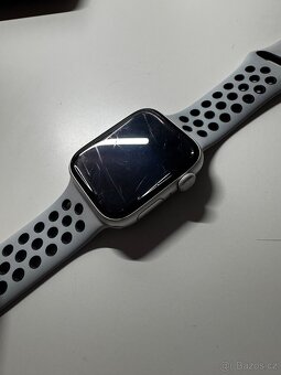 Apple Watch Nike SE 44 mm - 5