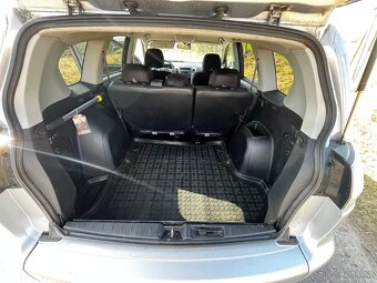 Mitsubishi outlander 2.0 Di-D 4WD - 5