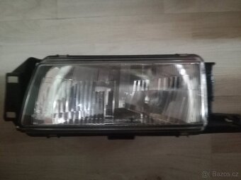 Mazda 323 BG 1991 sedan - predne svetla + ine diely - 5