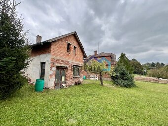 Prodej rodinného domu 5+1 140 m², pozemek 2201 m², Červený K - 5