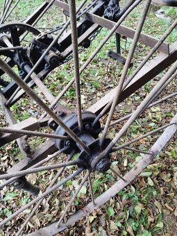 Koňská obracečka čert - 5