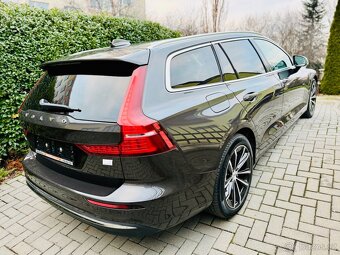 Volvo V60 T6 257kW Recharge 4x4 Koup.ČR,TAŽNÉ,2022,69tkm - 5