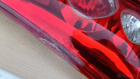 Přední, zadní světla na Mazda Premacy - 5