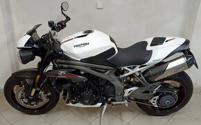 Triumph Speed Triple RS  Plzeň - 5