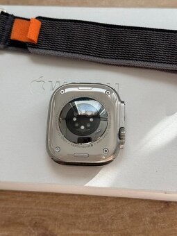Apple Watch Ultra 49mm Titanium + GPS - 5