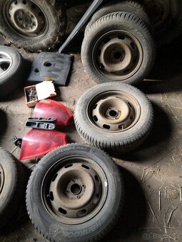 Náhradní díly - 5