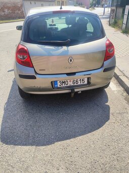 Renault Clio 1.2 rok 2008 - 5