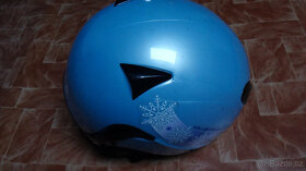 Prodám málo používanou lyžařskou helmu GIRO - 5