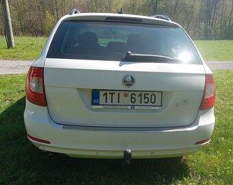 Škoda Superb 103 kW r.v. 2012 - 5