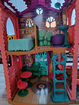 DOMEČEK PRO PANENKY ENCHANTIMALS - 5