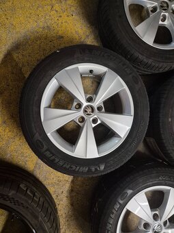 5x112 škoda 205/55 R16 - 5