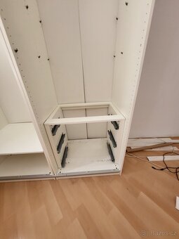 Zrcadlová skříň Ikea - 5
