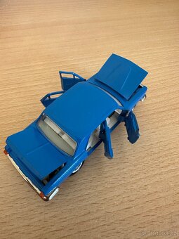 1:43-Volha GAZ-24 - 5