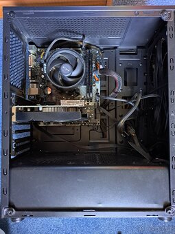 PC - GTX 1050 ti, Ryzen 7 2700, 16GB RAM - 5