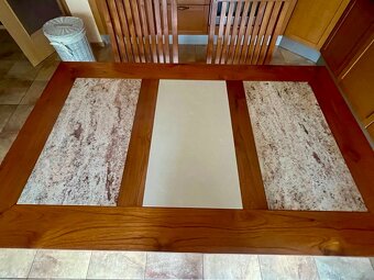 Prodám teakový stůl 140 X 85 cm, výška 80 cm - 5