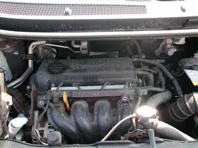Kia Venga - 5