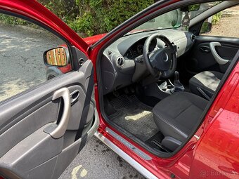 Dacia Sandero Stepway 1.6i - 5