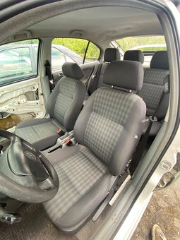 Škoda Octavia I 1.6 55 kW AEE (1997) – soubor náhradních díl - 5