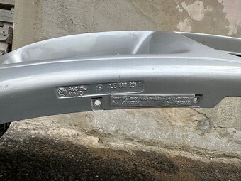 Vw golf 4 original r32 naraznik rezervace do Utery - 5