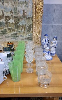 Staré sklo a keramika + obraz - 5