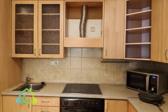 Prodej prostorného bytu 3+1 (111 m²) v historickém domě, Pra - 5