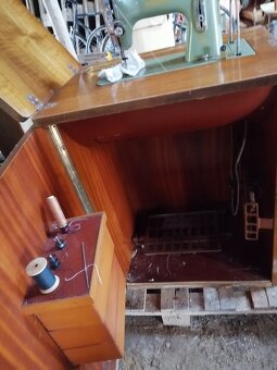 Šicí stroj - MINERVA - 5