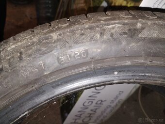 Bridgestone 205/45/17 - 5