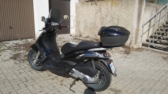 Piaggio Beverly 300, rok 2010 - 5