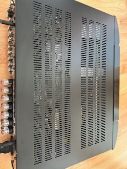 AV receiver Marantz NR1608 s kompletním příslušenstvím - 5