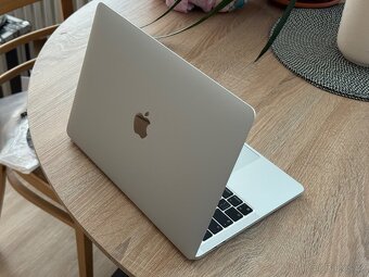 Macbook Pro M1 2020 8 GB RAM 5 512 HD 13,6" - 5