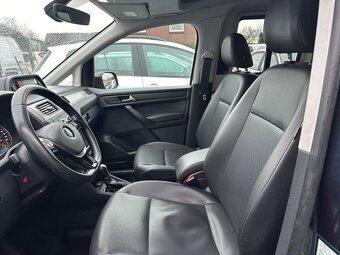 VW Caddy ZTP auto s nájezdovou rampou - 5