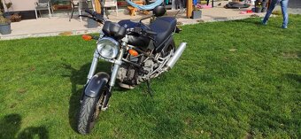 Ducati Monster Dark 600 - 5