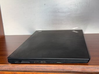 Lenovo ThinkPad T490 i5, 16GB RAM, 512GB SSD, 4G, FHD Touch - 5