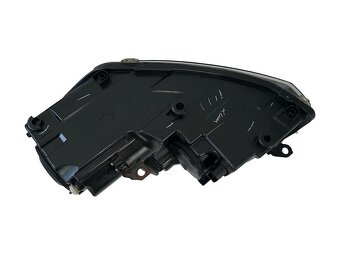 Pravý halogen světlo 5K1941006L HELLA VW Golf 6 r.v. 2010 - 5